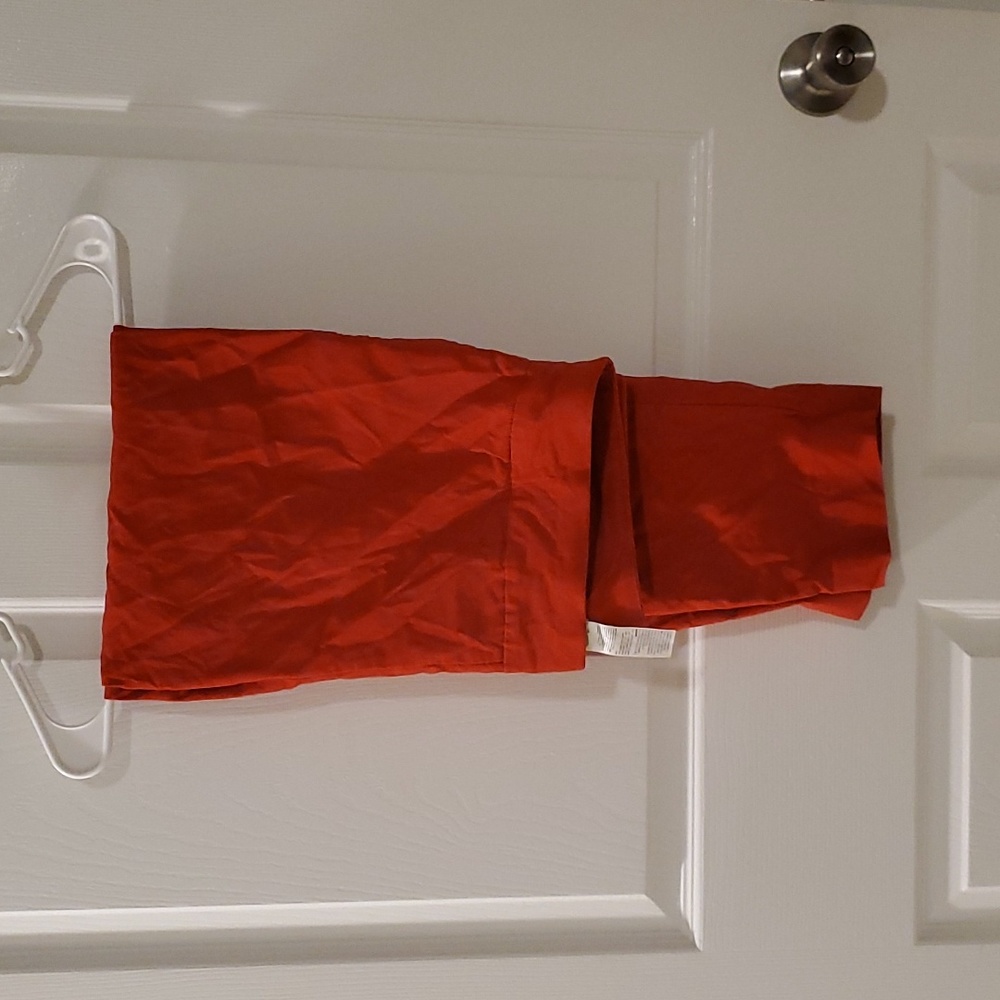 Women's dress trousers.